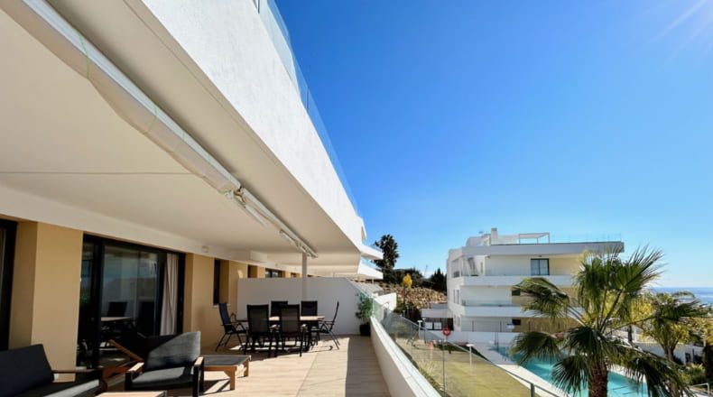 Bajos(3) - One80 Residence