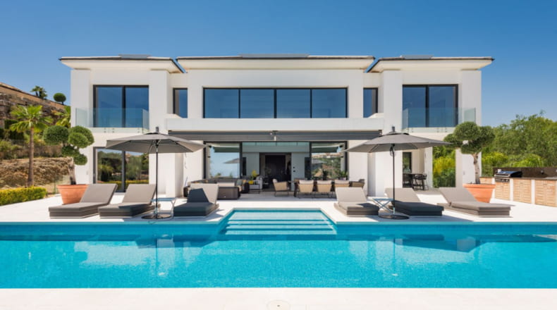 Villas(6) - Magnífica villa con una entrada impresionante
